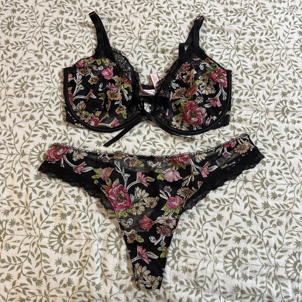 Victoria’s Secret Dream Angels Bra And Panties